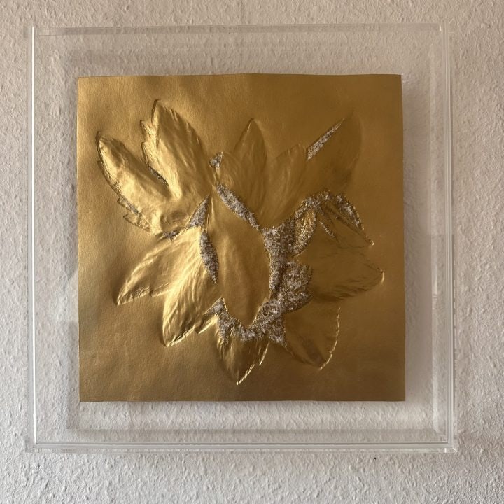 Werk: Weisses Blatt in Gold